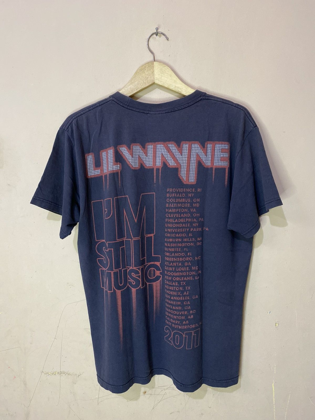 Band Tees 00s Lil Wayne Tour 2011 Tshirt Size US M / EU 48-50 / 2 - 7 Thumbnail