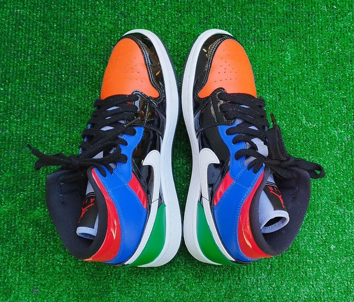 Jordan Brand Air Jordan 1 High Mid Multi Patent Smeakerts # 7,5 Size US 7.5 / IT 37.5 - 4 Thumbnail
