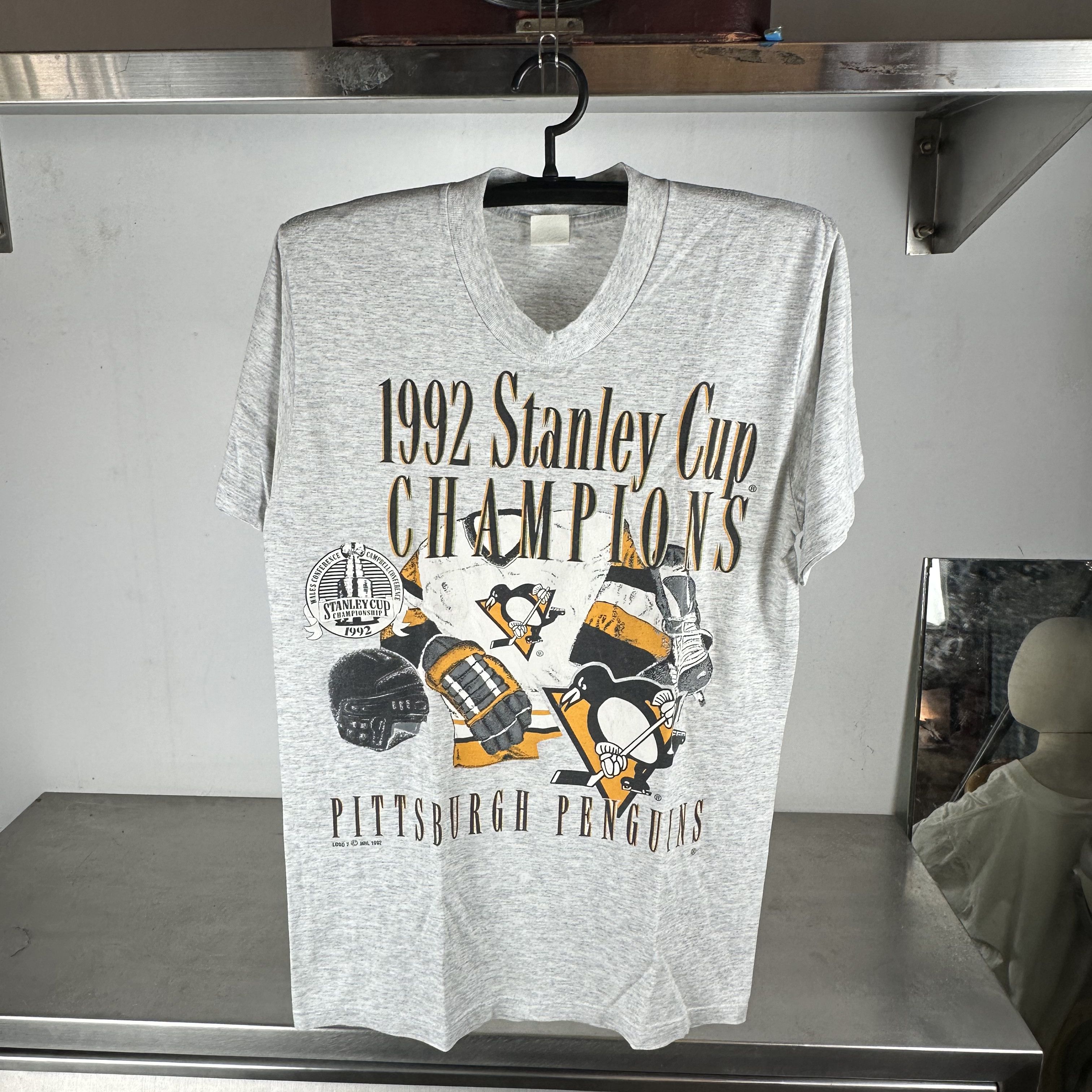 Vintage ​1992 Pittsburgh Pirates Stanley Cup Champions NHL T-shirt Size US L / EU 52-54 / 3 - 1 Thumbnail