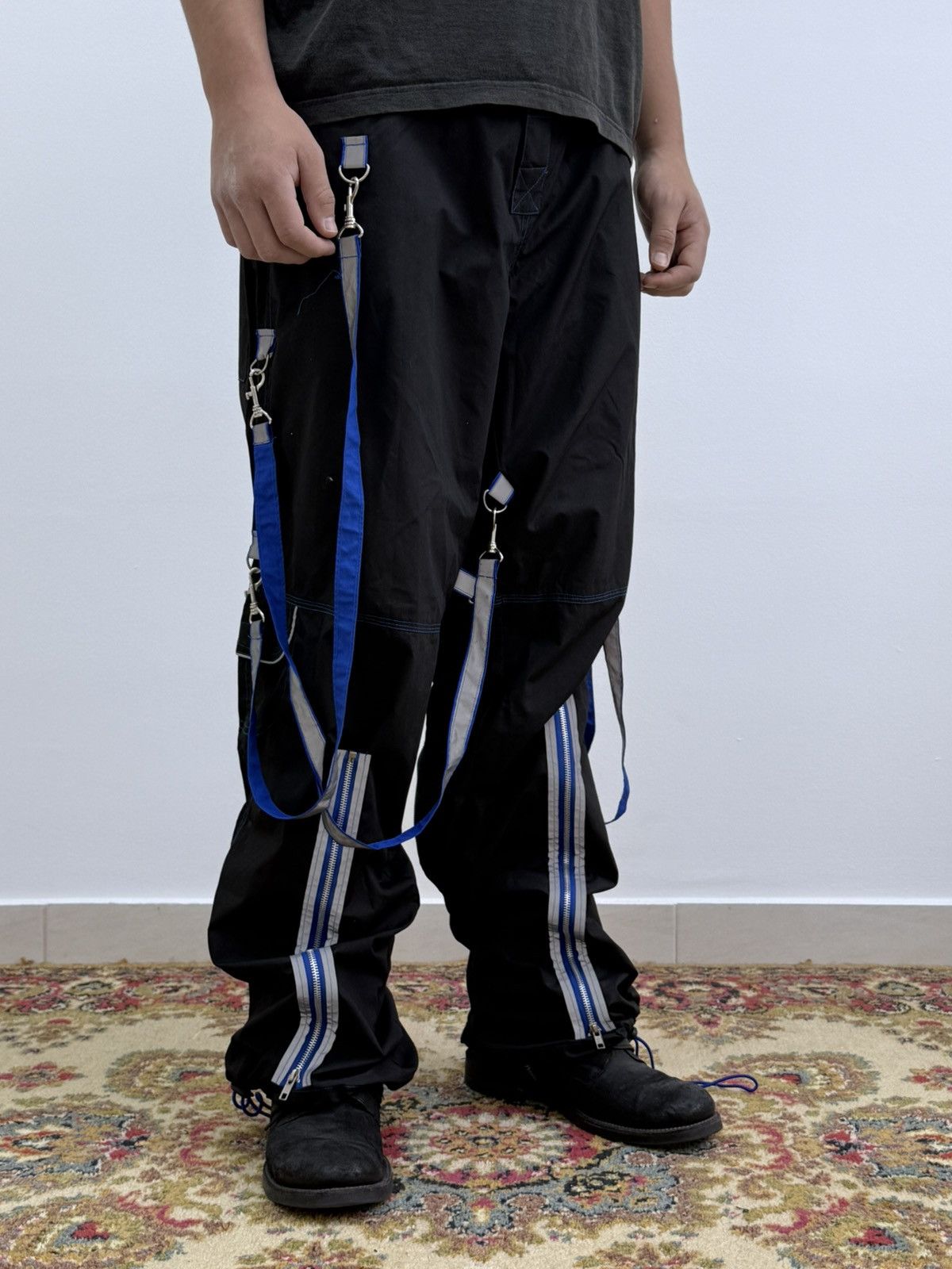 Japanese Brand Vintage Y2K Mercy Balenciaga Style Rave Bondage Baggy Pants Size US 36 / EU 52 - 1 Thumbnail