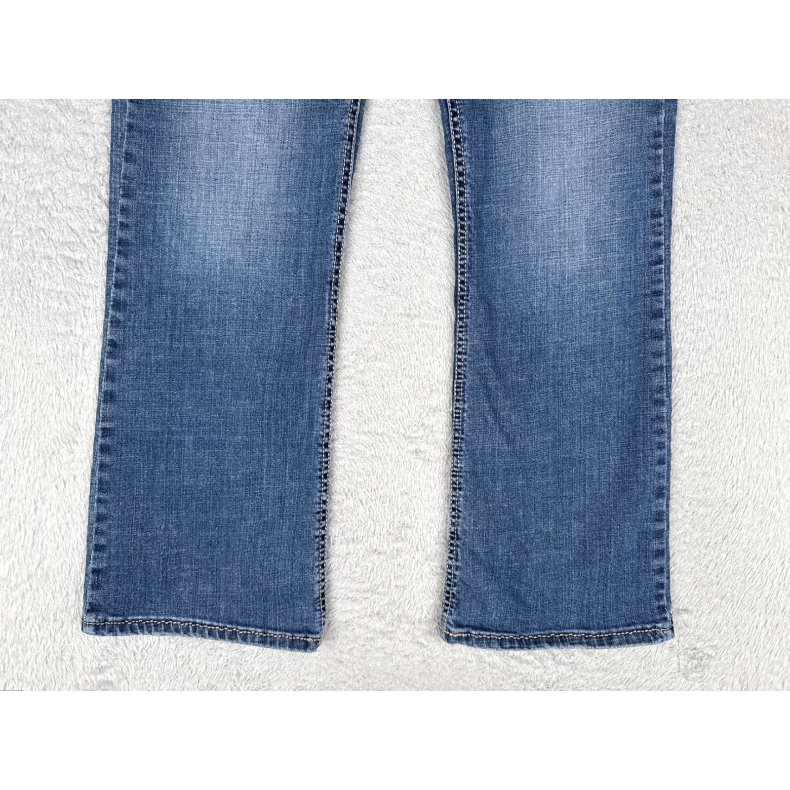 Denime Shiloh Jeans Bootcut Juniors 7/8 Blue Medium Wash Low Rise Stretch Denim 29x32 Size 28" / US 6 / IT 42 - 2 Thumbnail