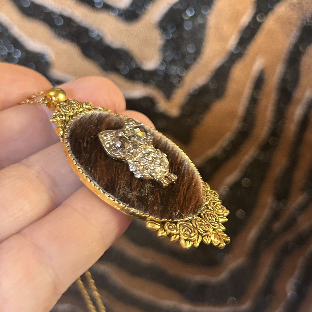 Handmade Handcrafted cowhide sparkle owl cameo pendant necklace Size ONE SIZE - 6 Thumbnail