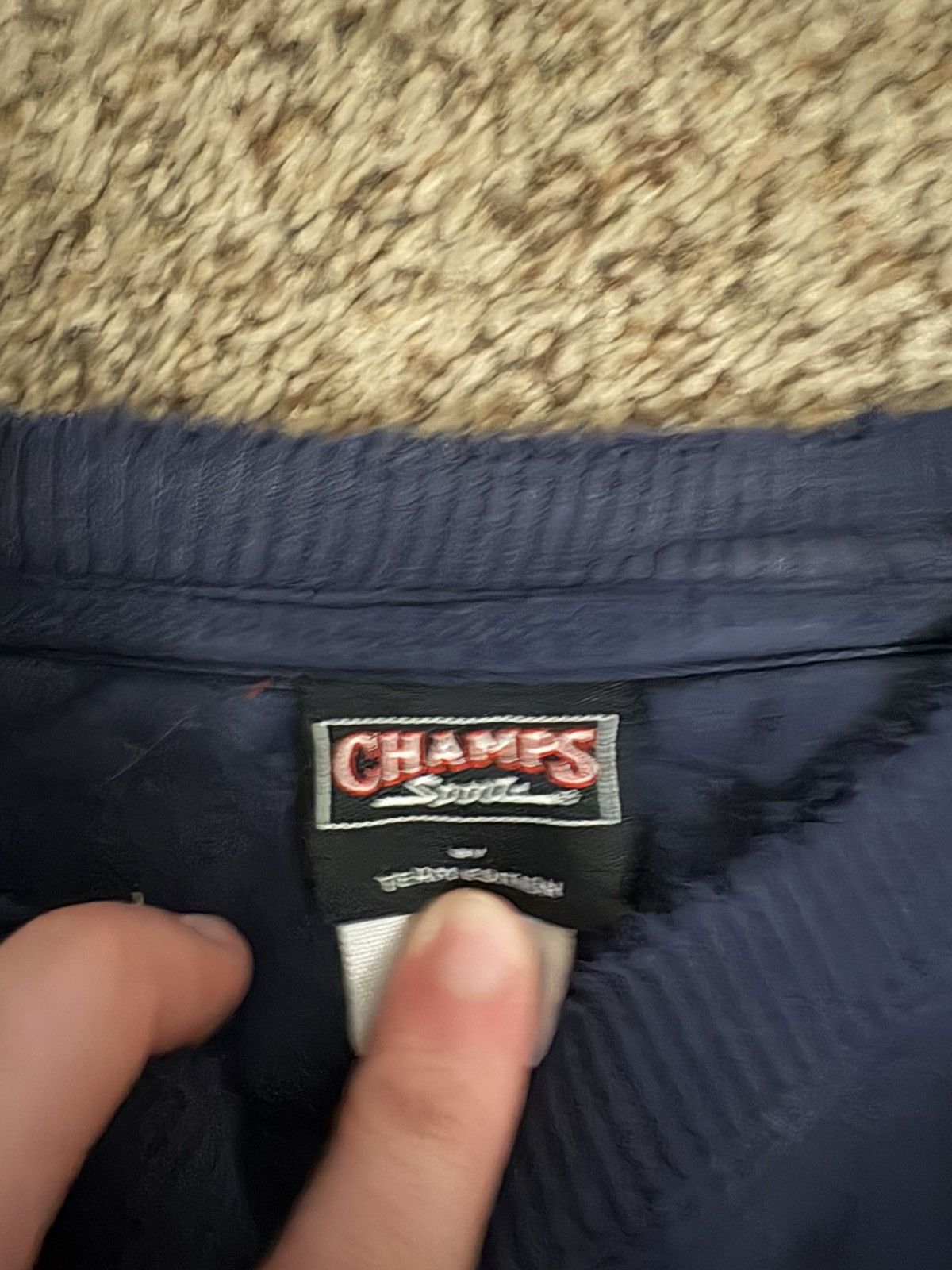 Champs Sport U Conn Huskies Sweatshirt Size US M / EU 48-50 / 2 - 2 Thumbnail