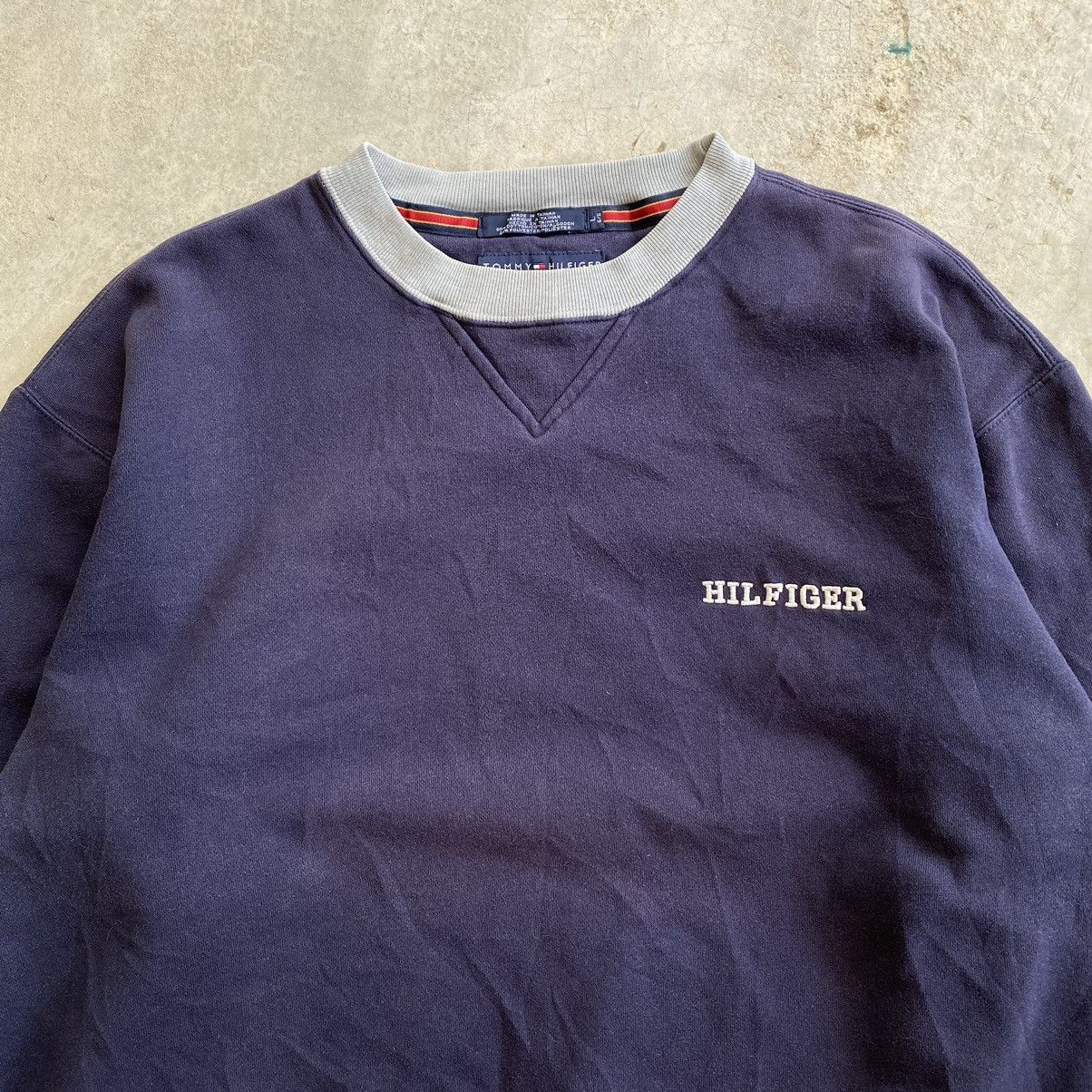 Tommy Hilfiger TOMMY HILFIGER Nice Embroidery Spellout Crewneck Sweatshirt Size US L / EU 52-54 / 3 - 2 Thumbnail