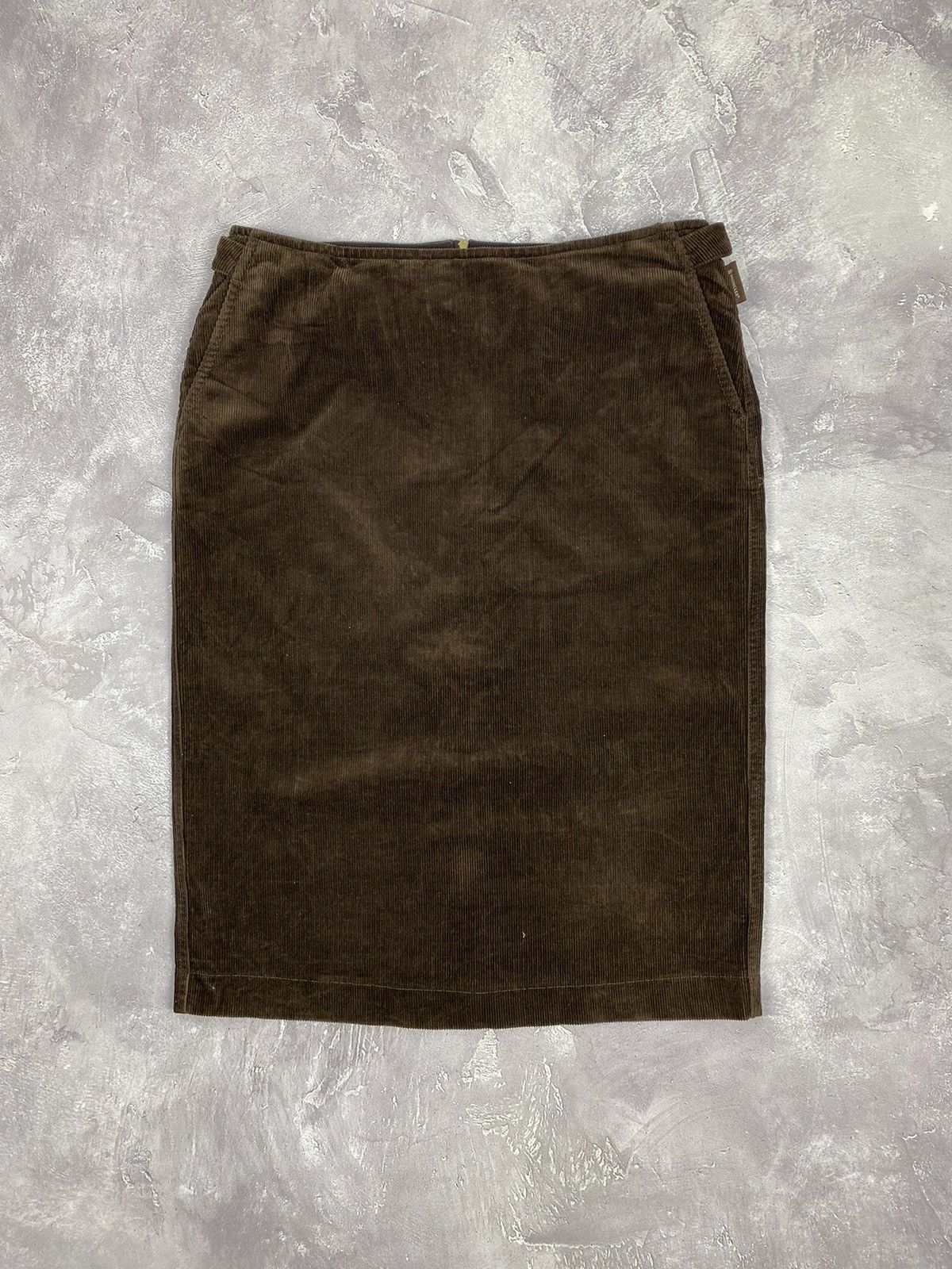 Moncler Vintage Women Moncler Corduroy Skirt Brown IT46 Size 32" / US 10 / IT 46 - 1 Thumbnail