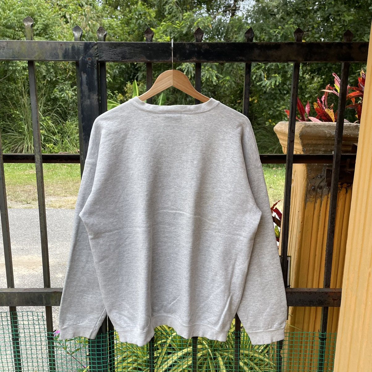 DKNY 🔥Vintage 90s DKNY OG Spellout Crewneck Sweatshirts Size US M / EU 48-50 / 2 - 2 Thumbnail