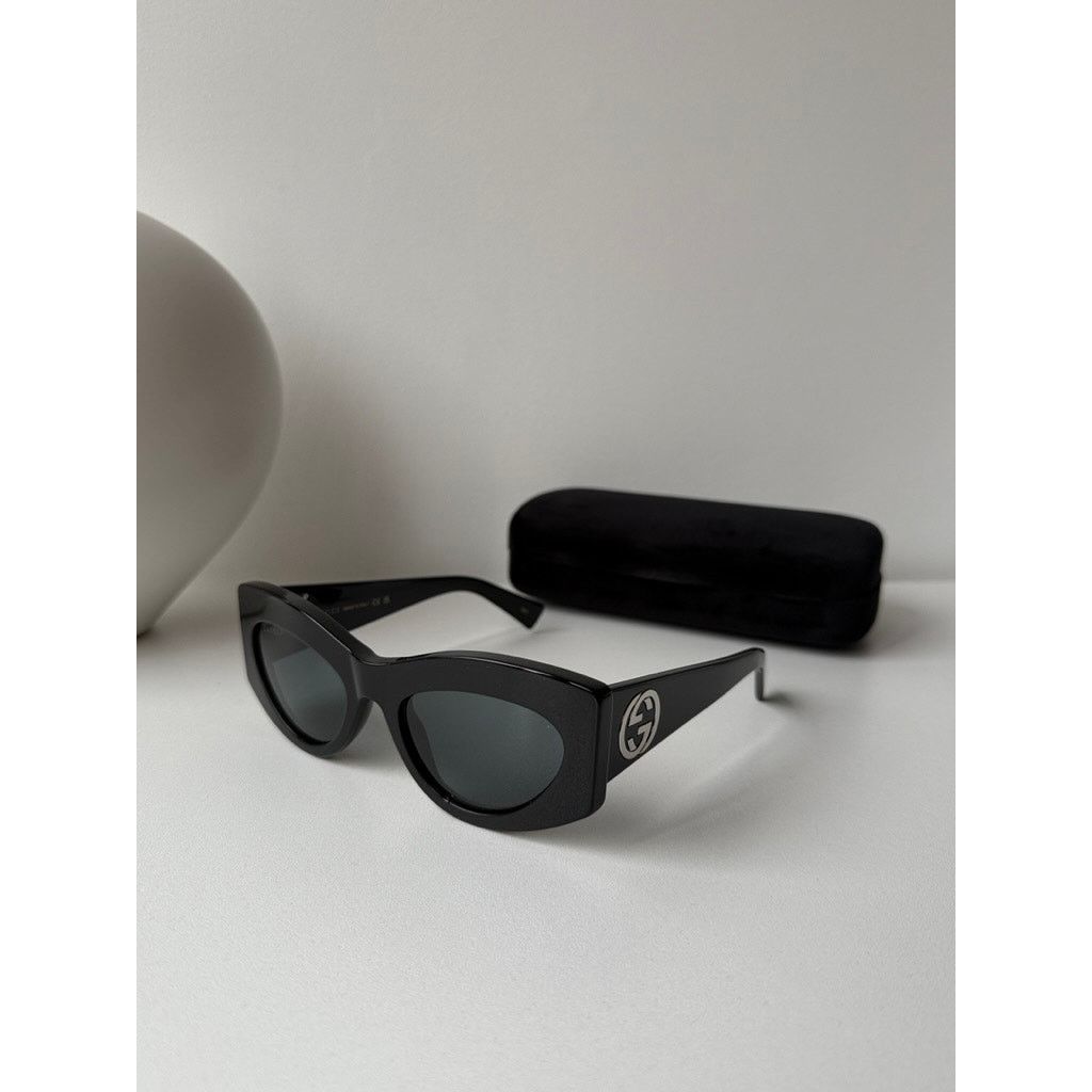 Gucci NEW Gucci GG1843S Black Cat Eye Sunglasses $515 Size ONE SIZE - 2 Thumbnail