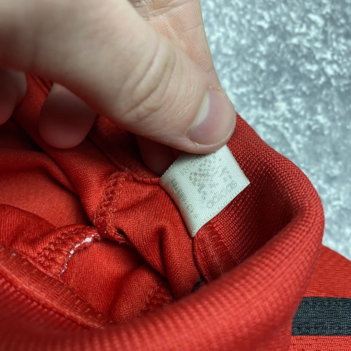Adidas Vintage Adidas Liverpool 2010 Rare red Team soccer jersey Size US S / EU 44-46 / 1 - 9 Thumbnail