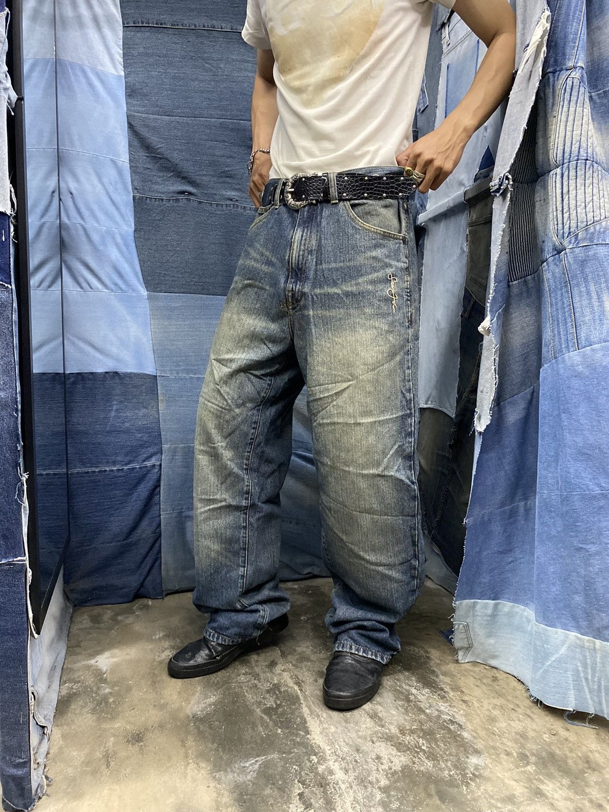 Beauty Beast × If Six Was Nine × Sean John y2k sean john jeans pant embroidery Size US 32 / EU 48 - 14 Thumbnail