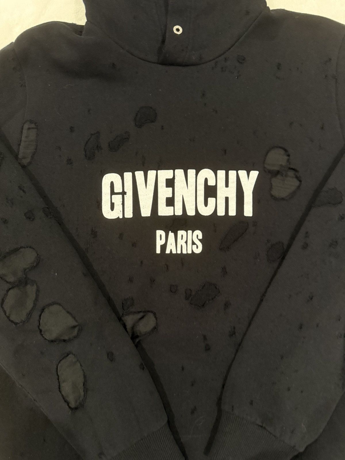 Givenchy Givenchy Paris Distressed hoodie Size US S / EU 44-46 / 1 - 2 Thumbnail
