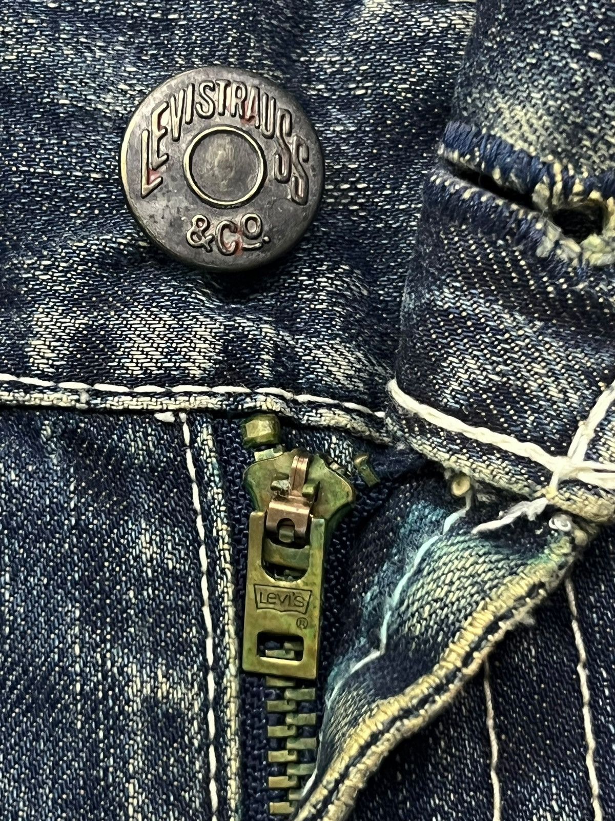 Levi's Vintage 00s Levi’s 501 Japan - Faded Whisker Wash. W38 Size US 38 / EU 54 - 10 Thumbnail