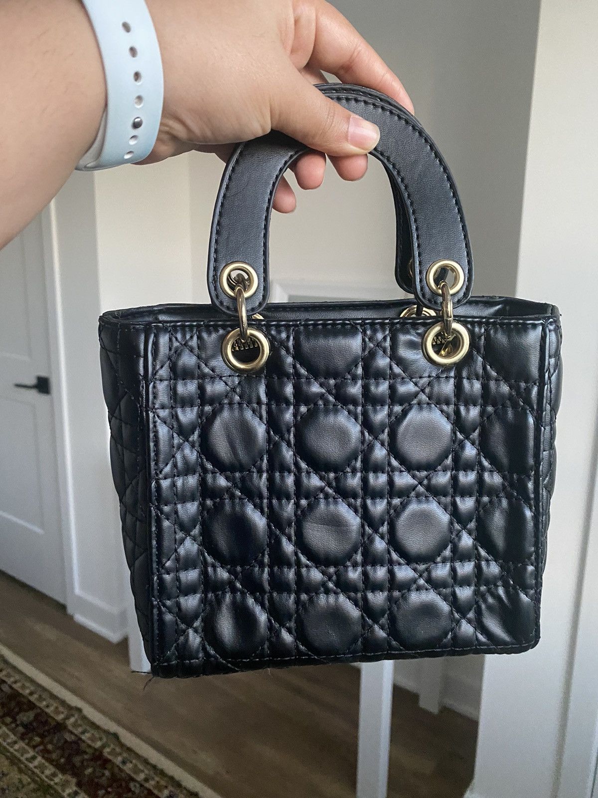 Other Womens Small Black Gold Crossbody Purse Ladies Handbag Size ONE SIZE - 2 Thumbnail