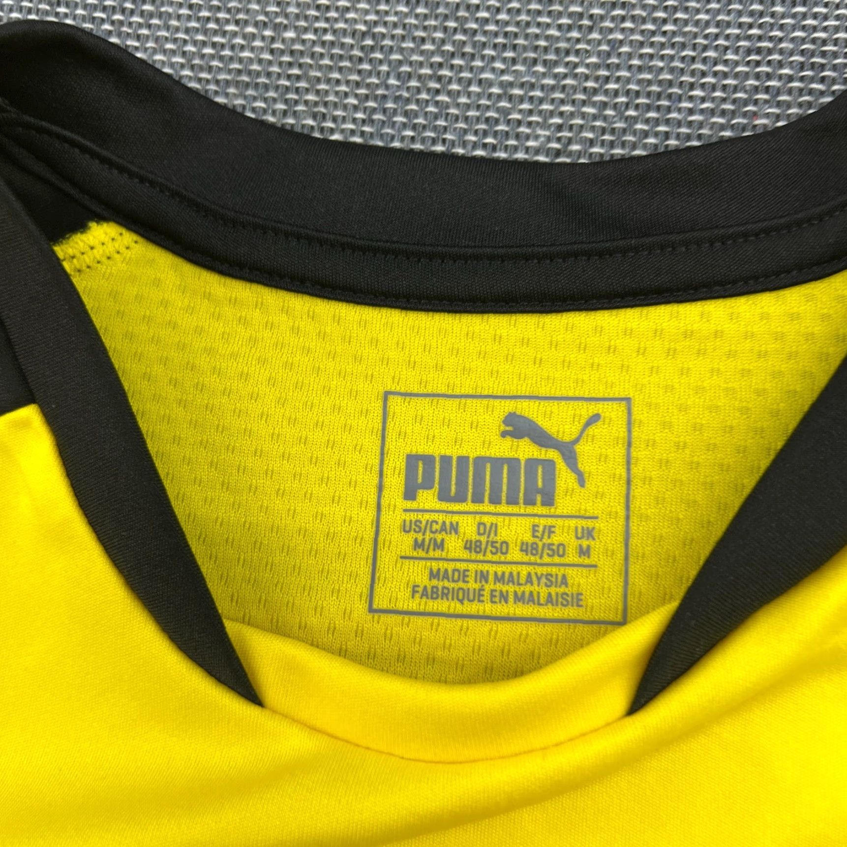 Puma PUMA Borussia Dortmund 2017 2018 Training Football Jersey Mens Medium Adult Short Sleeve Multicolor Polyester Nike Size US L / EU 52-54 / 3 - 7 Thumbnail