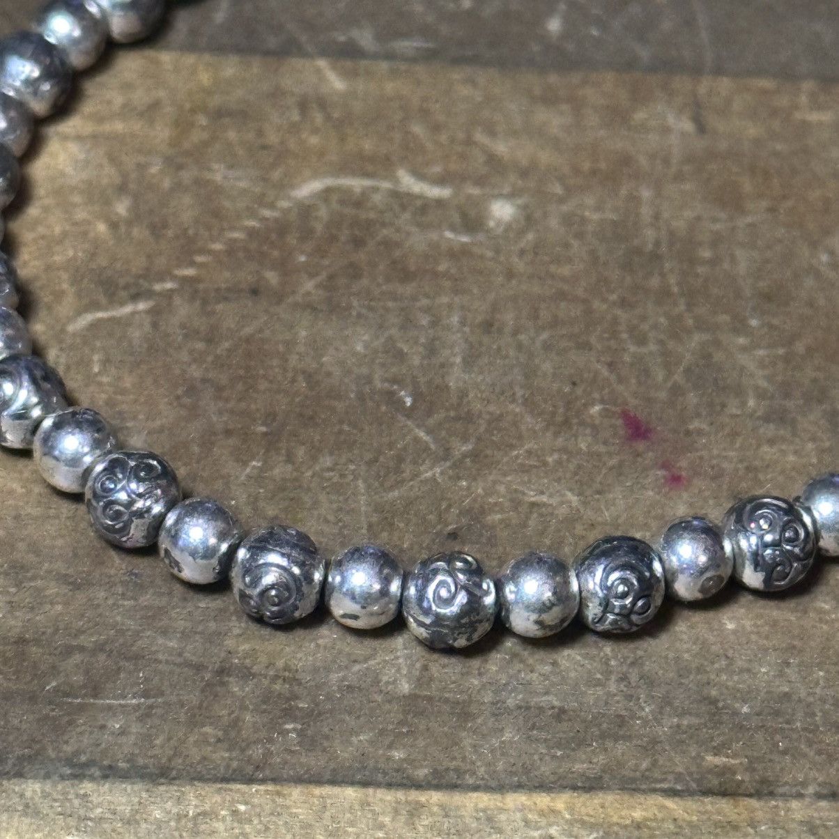 Other Silver tone Celtic knot beaded bracelet Size ONE SIZE - 3 Thumbnail