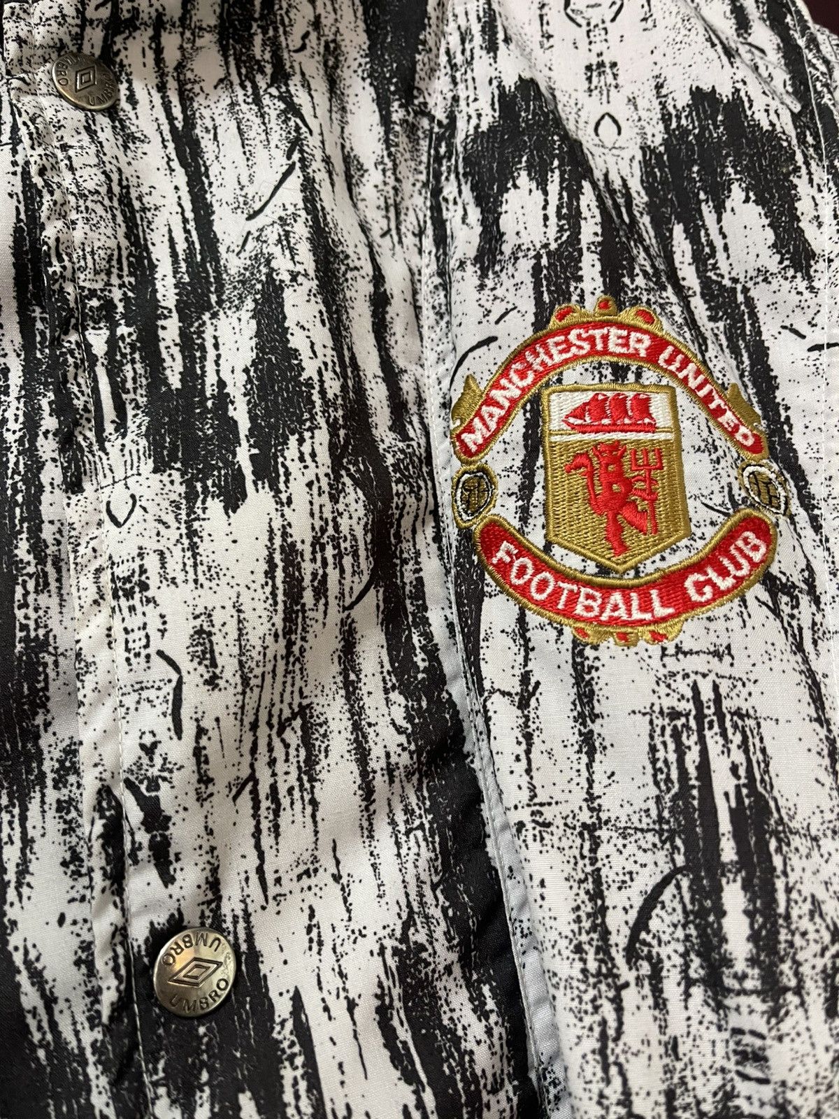 Umbro × Vintage 1992/93 Manchester United Umbro Jacket Size US L / EU 52-54 / 3 - 4 Thumbnail