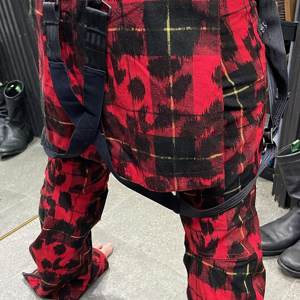 L.A.M.B. L.A.M.B. X Burton Johnny Slim Punk Pants Dryride Durashell Size 31" - 9 Thumbnail