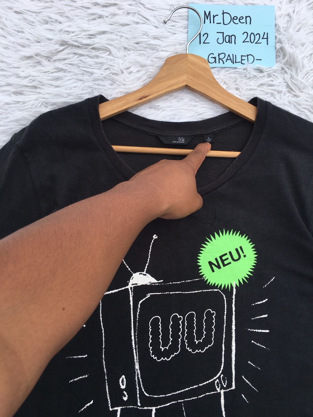 Undercover × Uniqlo Uniqlo Undercover Television Crew NEU! Tshirt Size US L / EU 52-54 / 3 - 7 Thumbnail