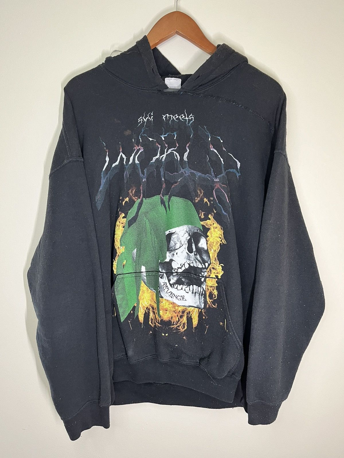 image of Rap Tees x Vintage Crazy Vintage Y2K Ski Mask X Juice World Tour Hoodie in Black, Men's (Size XL)