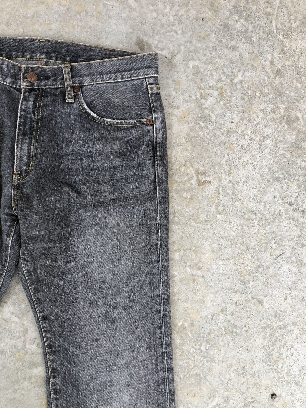 If Six Was Nine Japanese Uniqlo Flared Jeans Bootcut Distressed Jeans Size US 32 / EU 48 - 5 Thumbnail