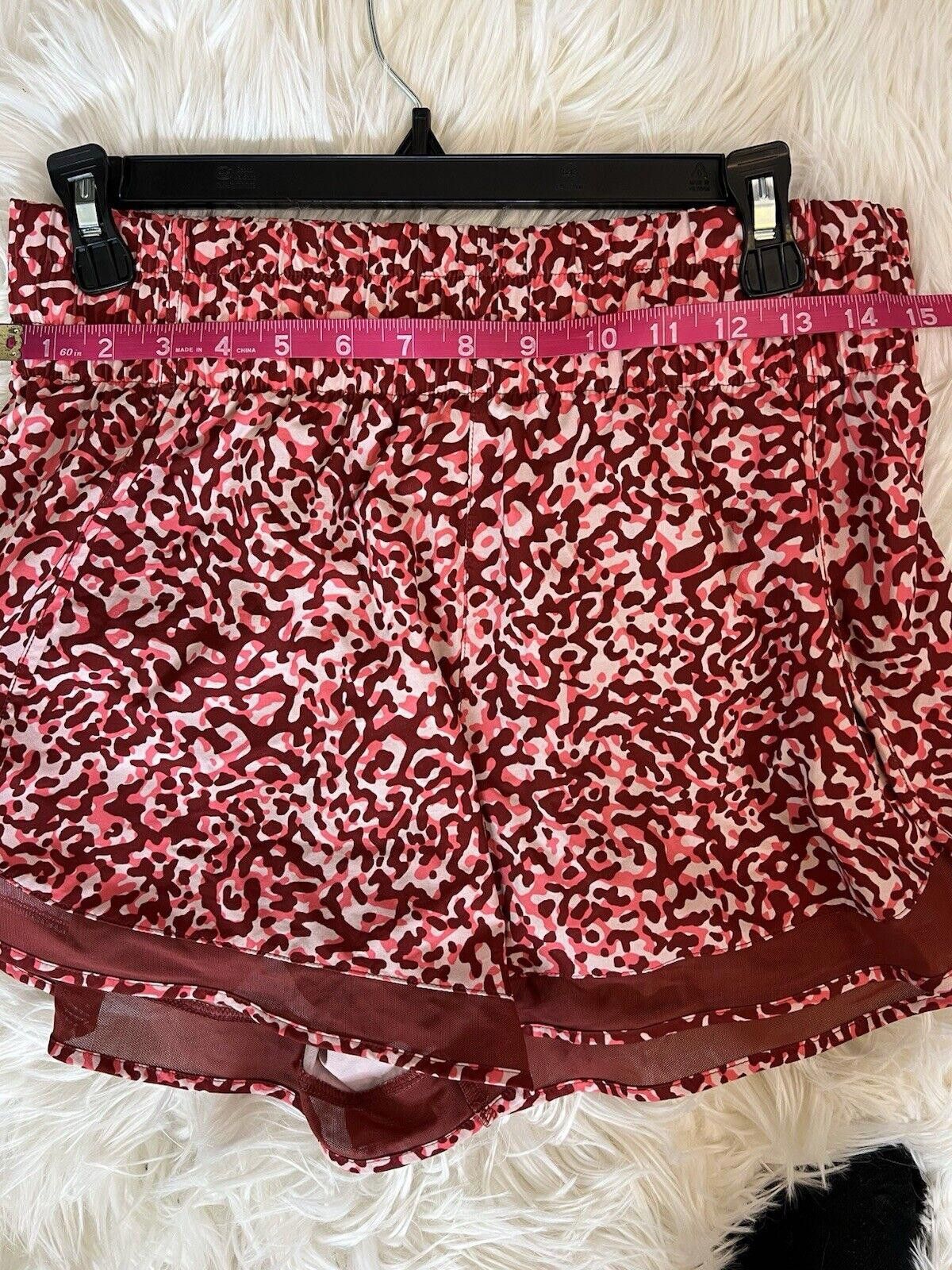 Designer ATHLETA High Rise Mesh Racer Run Shorts M Clouded Leopard Size 32" / US 10 / IT 46 - 8 Thumbnail