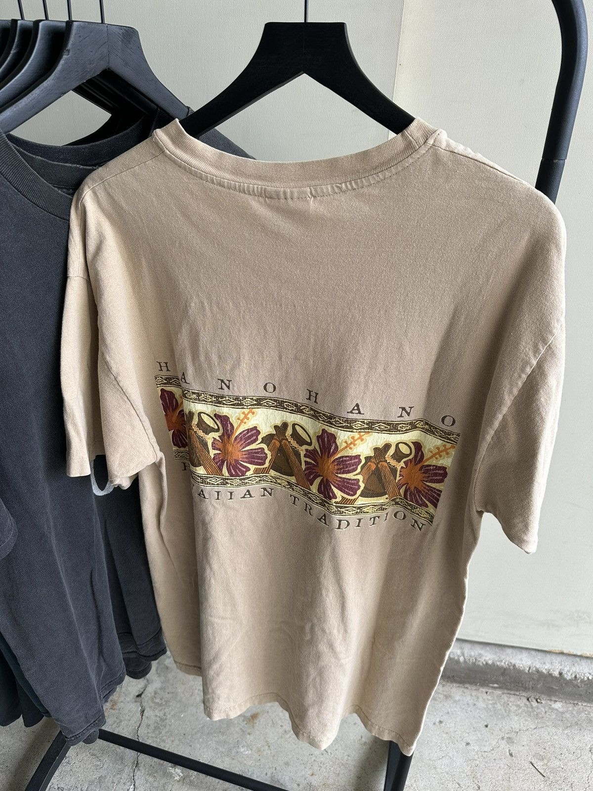 Vintage 1990s Vintage Hawaii Tradition Single Stitch T Shirt Tan L Size US L / EU 52-54 / 3 - 5 Thumbnail