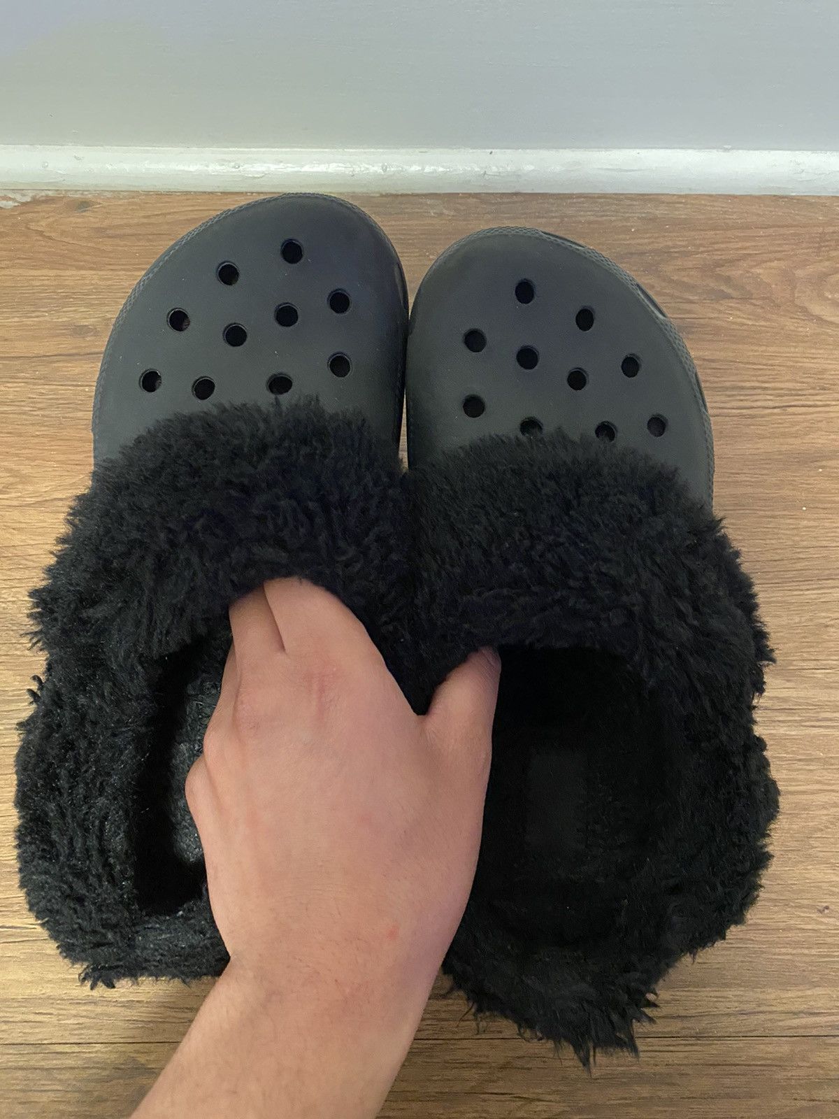 Crocs × Vintage Crocs with Faux Fur Size US 7 / EU 40 - 9 Thumbnail