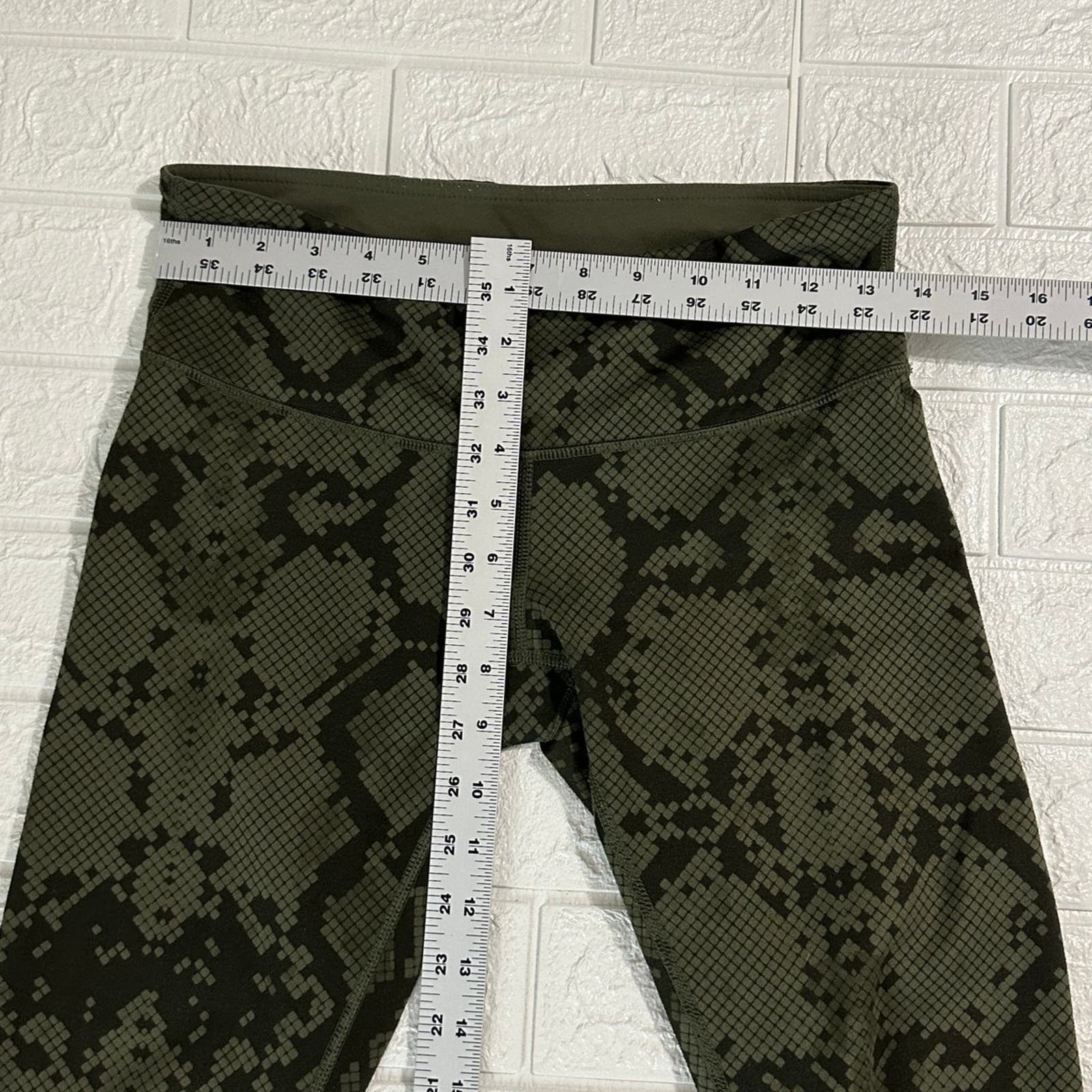 Lululemon Lululemon leggings size 6 Size 28" / US 6 / IT 42 - 4 Thumbnail