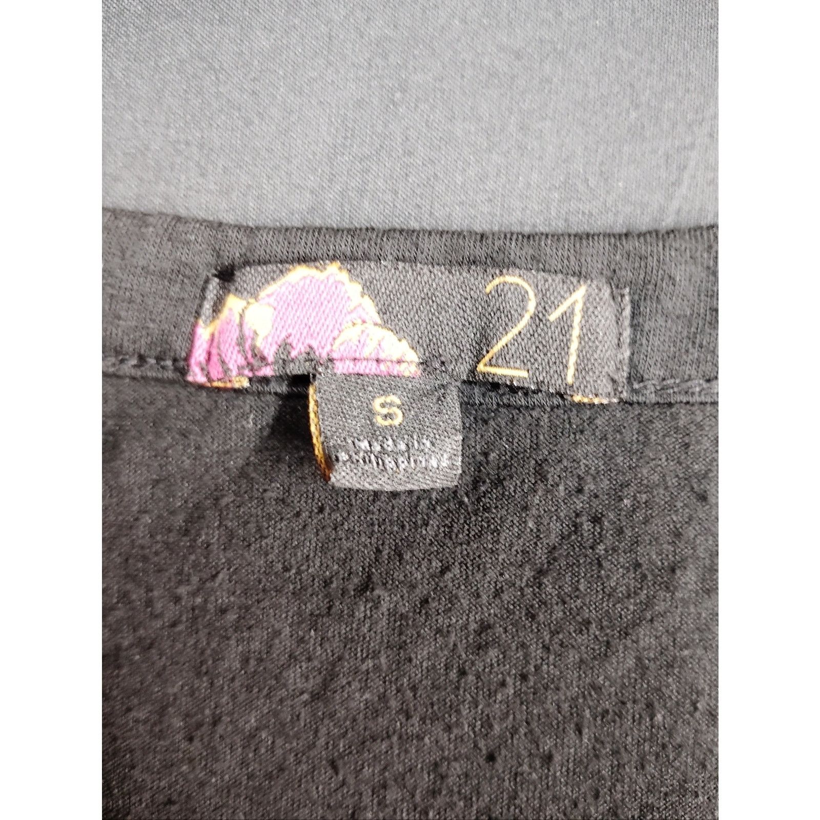 Forever 21 Forever 21 Black Scoop Neck Short Sleeve Top Size S / US 4 / IT 40 - 2 Thumbnail