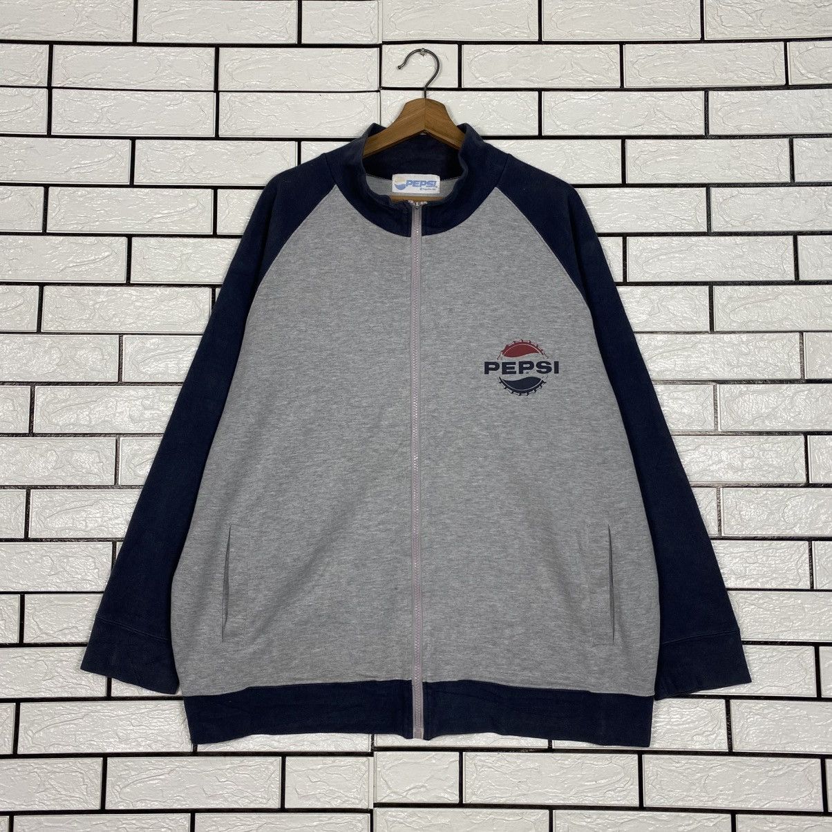 Japanese Brand 📌Vintage Zipper Sweater Pepsi Big Logo Size US L / EU 52-54 / 3 - 2 Thumbnail