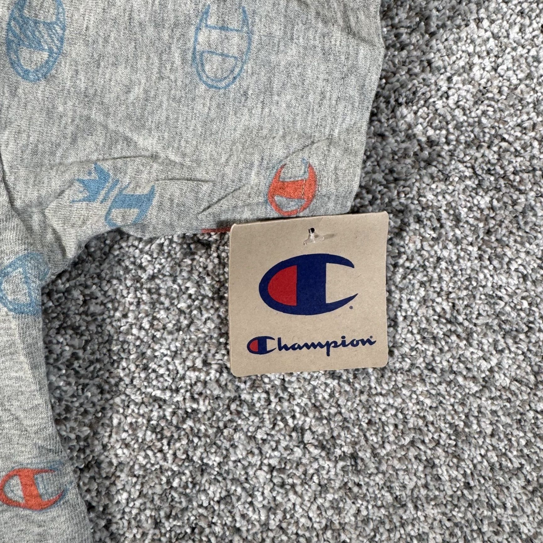 Champion Champion Shirt Womens XS Gray All Over Logo Cropped Crewneck Tee 100% Cotton Size XS / US 0-2 / IT 36-38 - 4 Thumbnail