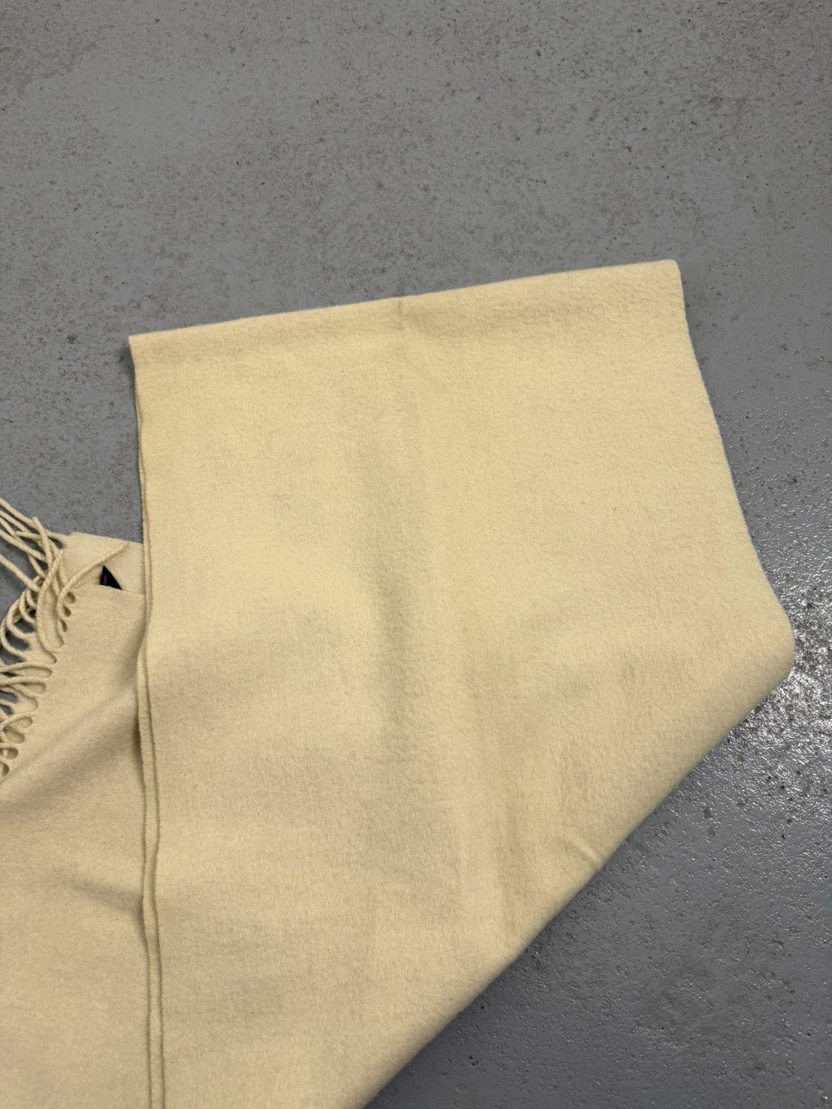 Loro Piana Loro Piana Cashmere Scarf Size ONE SIZE - 8 Thumbnail