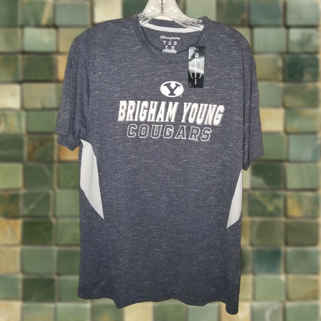 Champion CHAMPION Athletic Brigham Young Cougars Blue Short Sleeve T-Shirt Adult Large Mens Size US L / EU 52-54 / 3 - 1 Thumbnail