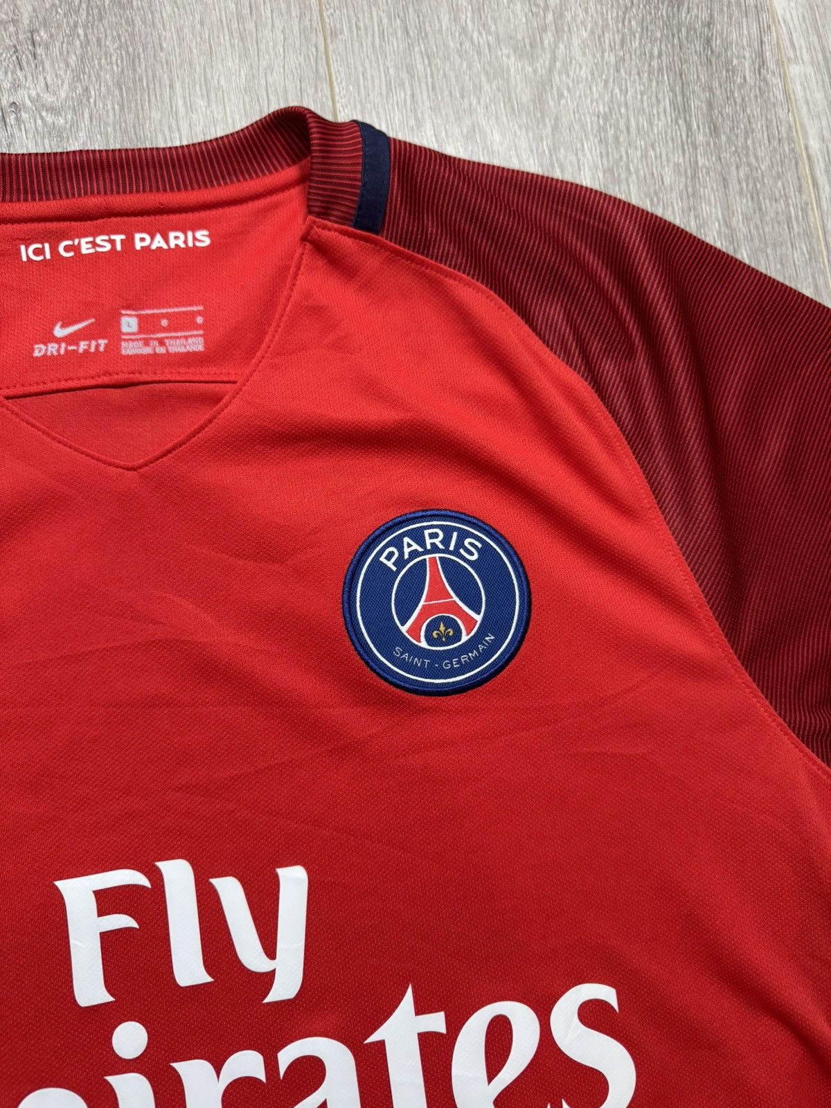Nike Paris Saint-Germain PSG Jersey Away shirt 2016 - 2017 Size US L / EU 52-54 / 3 - 3 Thumbnail