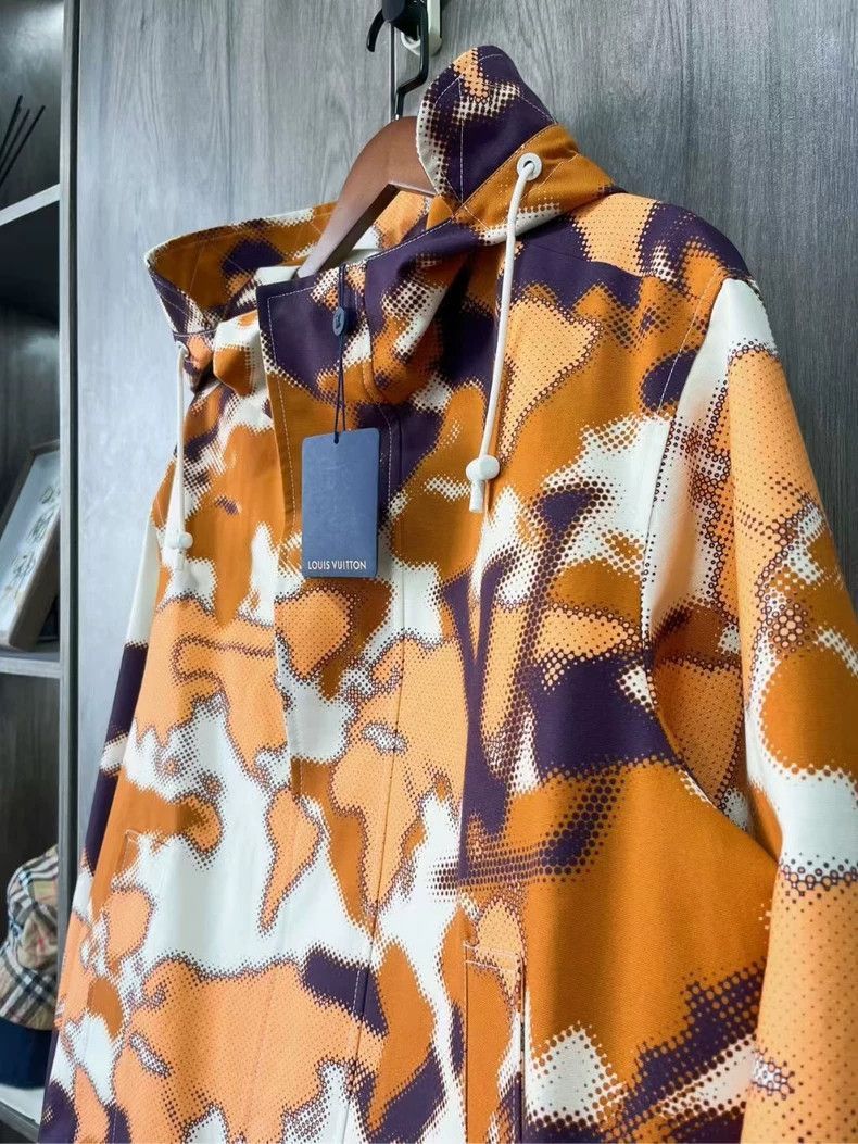 Louis Vuitton Louis Vuitton map print hooded jacket-2508 Size US M / EU 48-50 / 2 - 2 Thumbnail