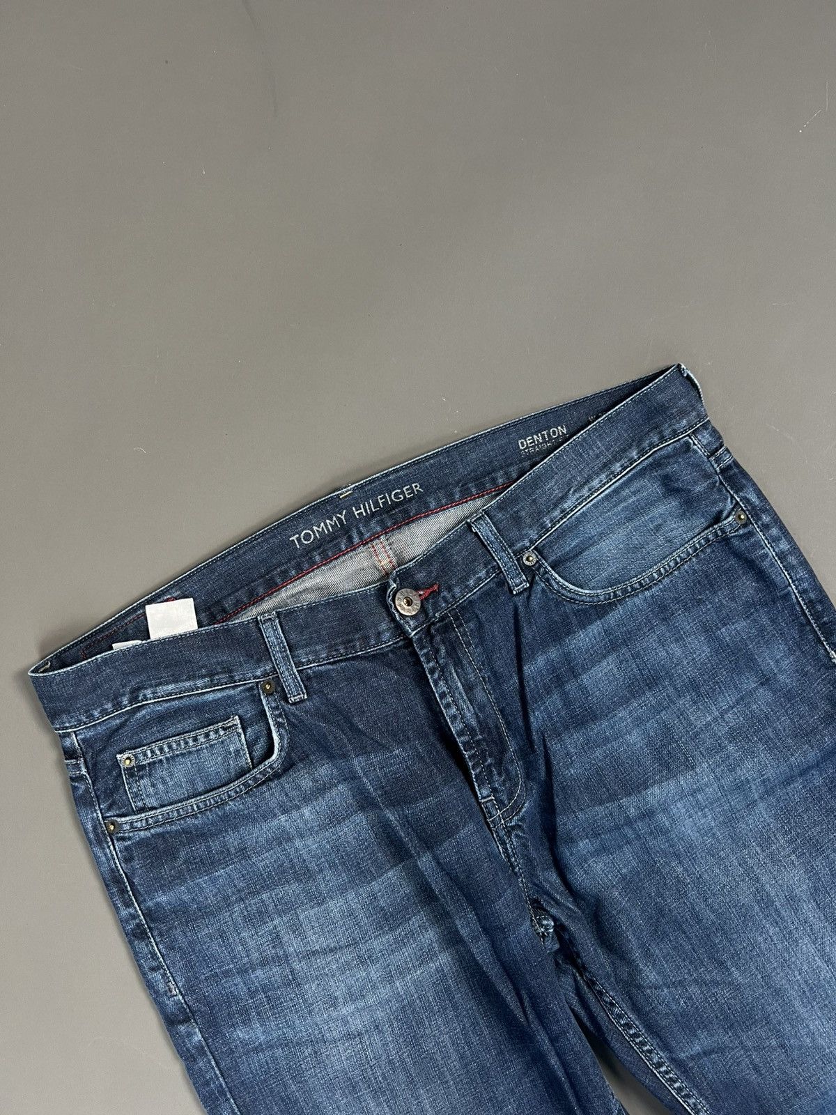 Tommy Hilfiger Tommy Hilfiger Jeans (XL) Size US 40 / EU 56 - 4 Thumbnail