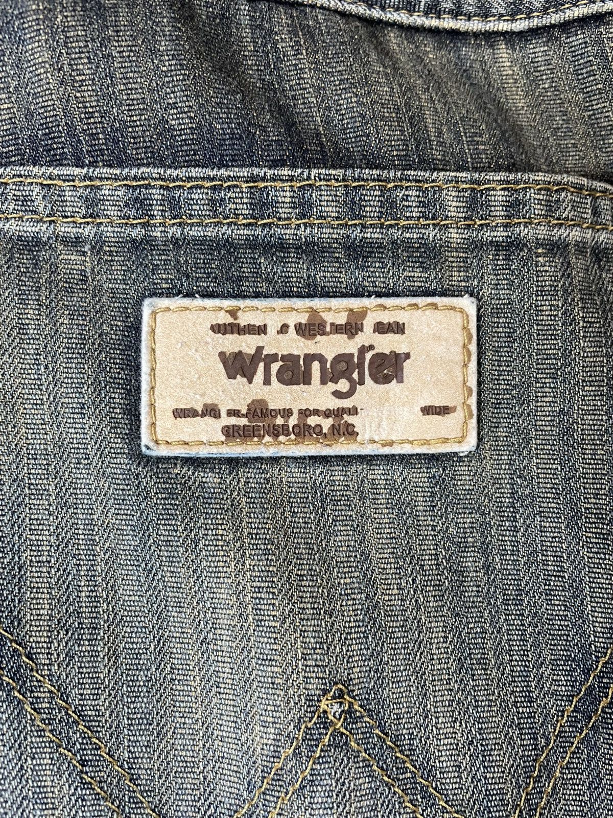 Japanese Brand Vintage Wrangler Baggy Faded Denim Jeans Size US 34 / EU 50 - 14 Thumbnail