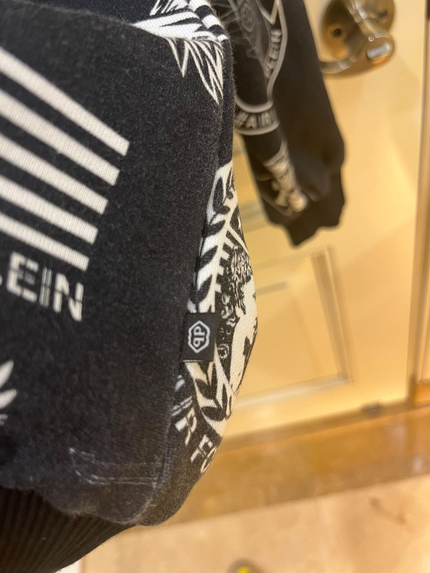 Philipp Plein Philipp Plein Distressed Print Pullover Sweatshirt Size US L / EU 52-54 / 3 - 9 Thumbnail