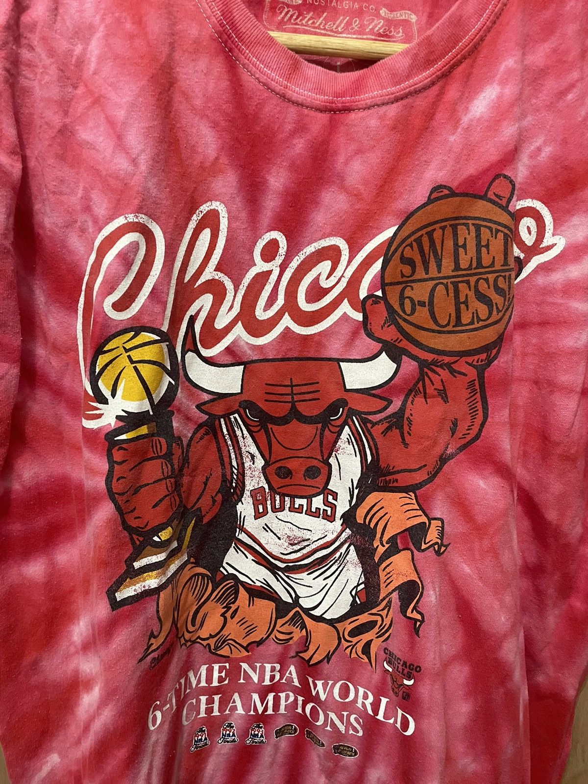 Mitchell & Ness × Vintage Chicago Bulls NBA Mitchell & Ness Tie Dye Shirt Mens Size L Size US L / EU 52-54 / 3 - 4 Thumbnail