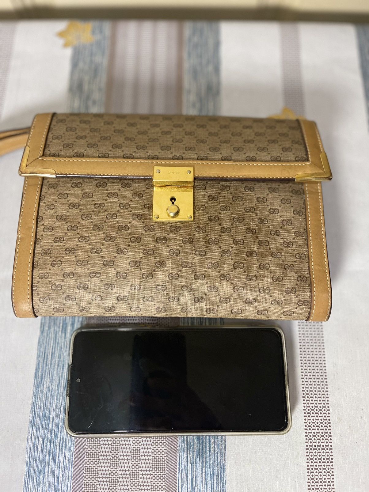 Gucci Vintage Gucci Micro GG canvas and leather clutch bag Size ONE SIZE - 6 Thumbnail