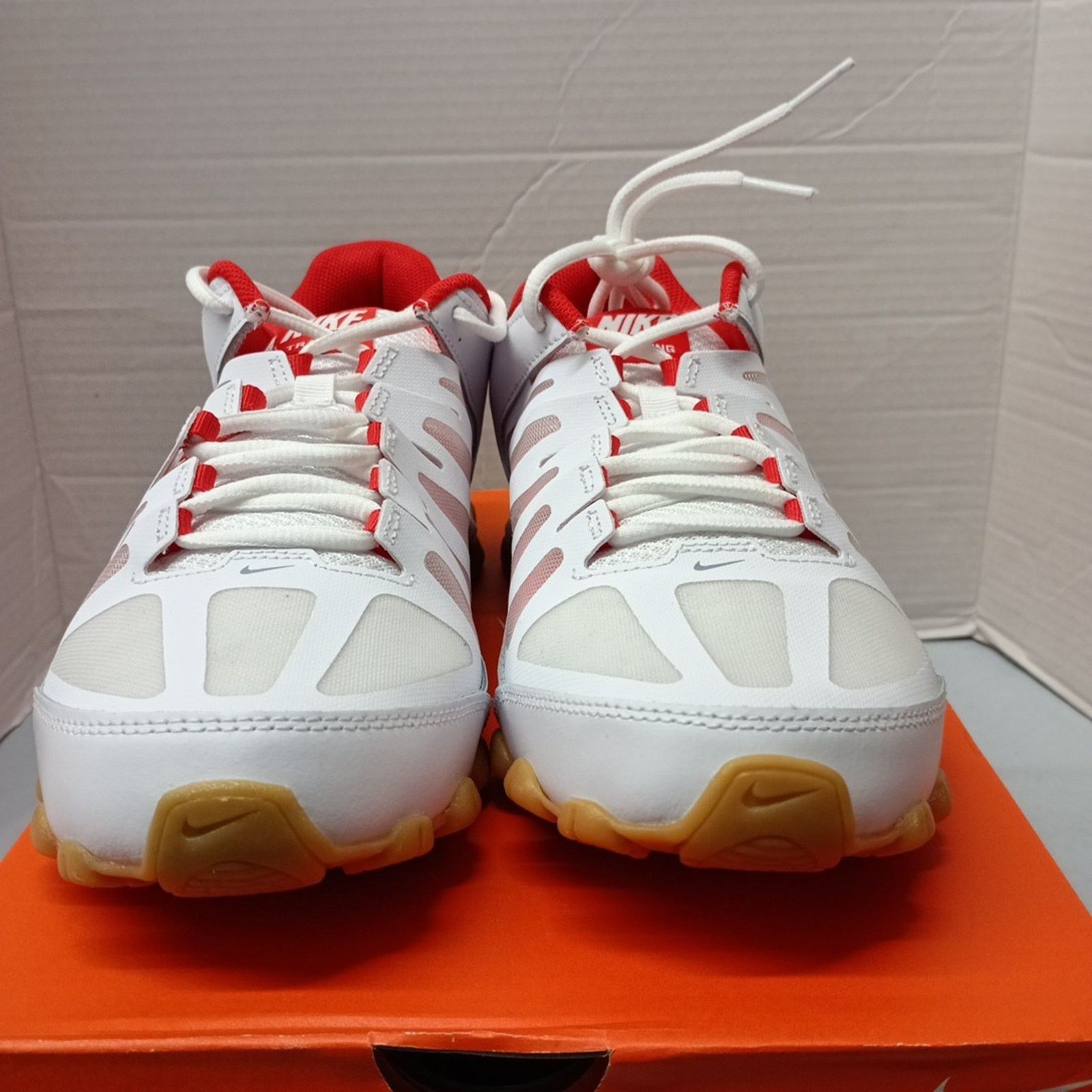 Nike Reax 8 TR Mesh White Red Sneakers Men's Size 9.5 NWB