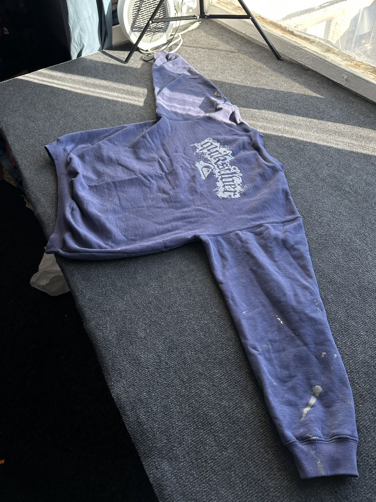 Quiksilver ARCHIVE🚨 VNTG QUIKSILVER DISTRESSED BIG 3D LOGO SWEATSHIRT Size US L / EU 52-54 / 3 - 12 Thumbnail