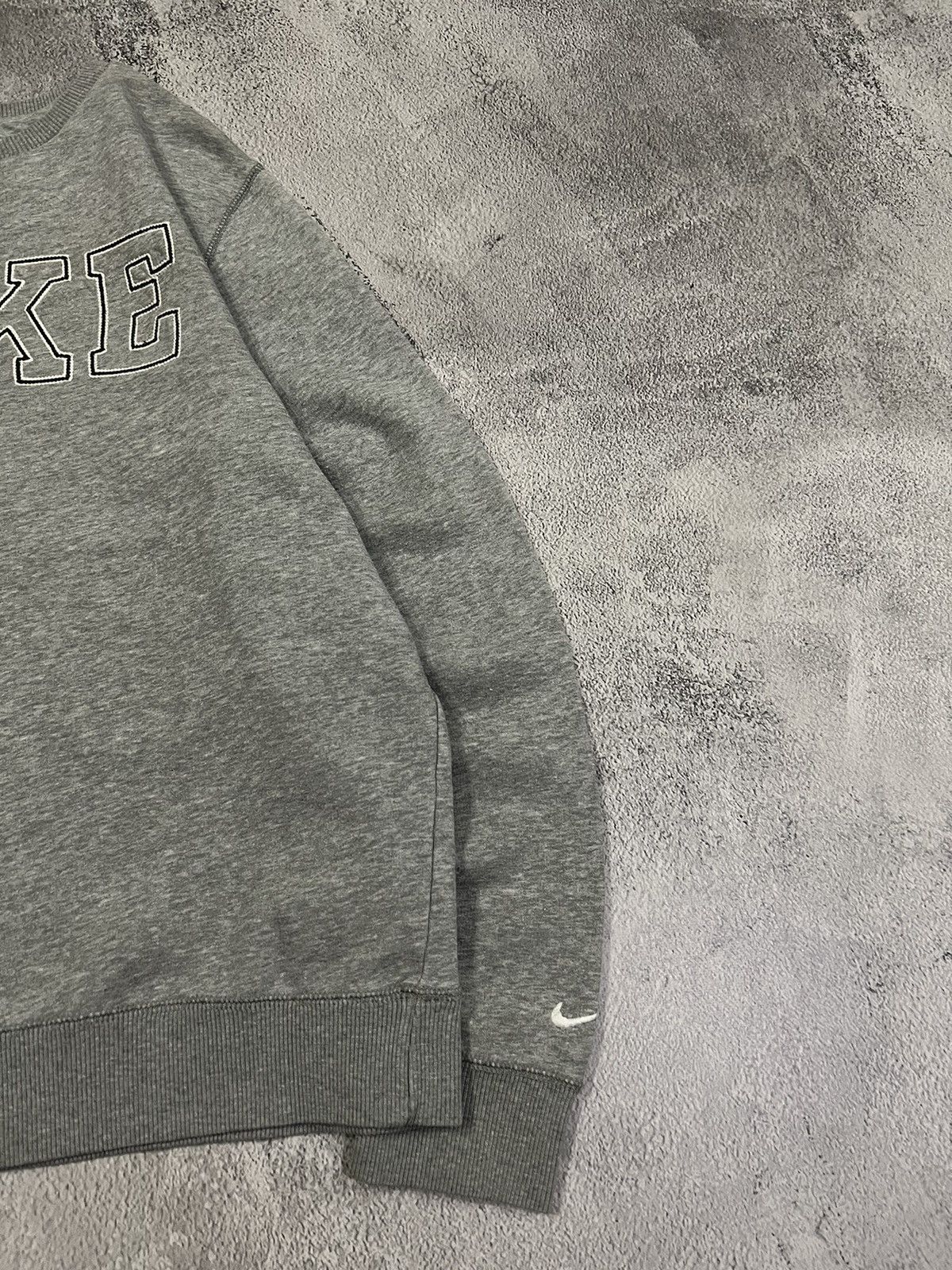 Nike × Vintage Vintage Y2k Nike 🩶 Spellout Big Logo Sweatshirt 00’s Size US L / EU 52-54 / 3 - 6 Thumbnail