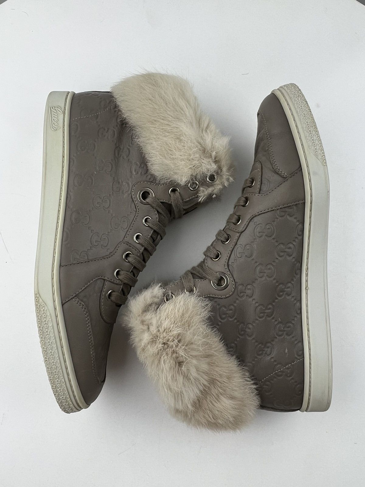 GUCCI Sneakers Leather Shoes GG Logo Guccissima Fur Trim