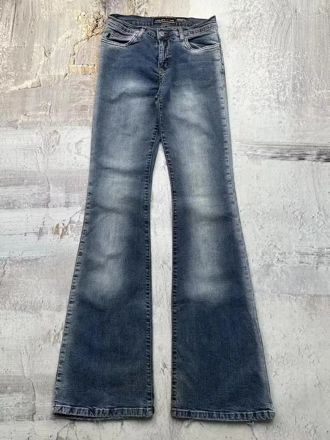 image of Avant Garde Vintage Faded Flare Jeans in Blue, Women's (Size 28)
