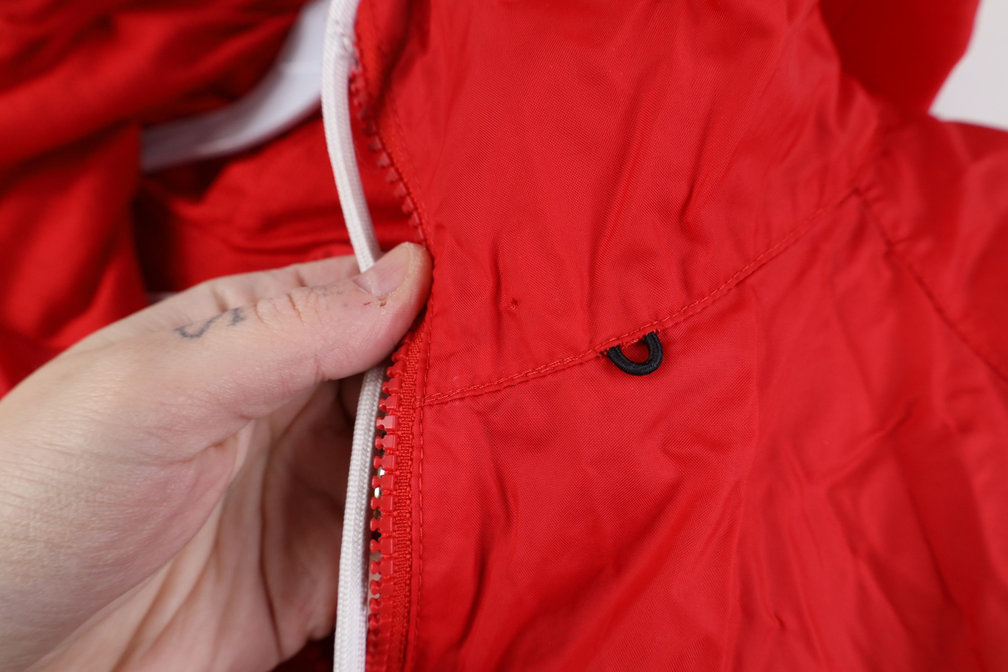 Nike Nike Block Hooded Windrunner Windbreaker Jacket Red Blue Size US L / EU 52-54 / 3 - 5 Thumbnail