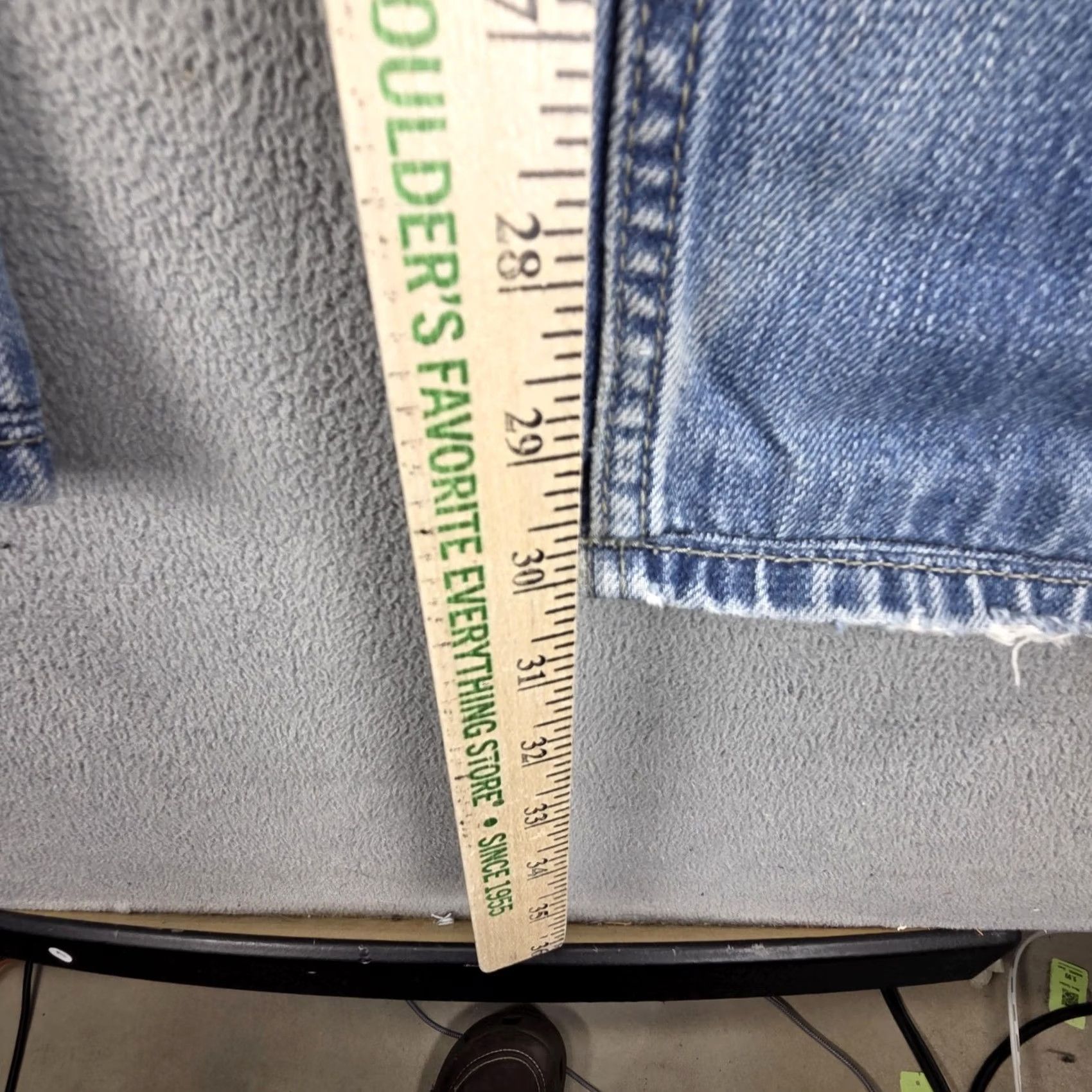 Diesel Diesel Jeans Mens 31x34 Blue Larkee Straight Distressed Button Fly 008XR Size US 31 - 4 Thumbnail