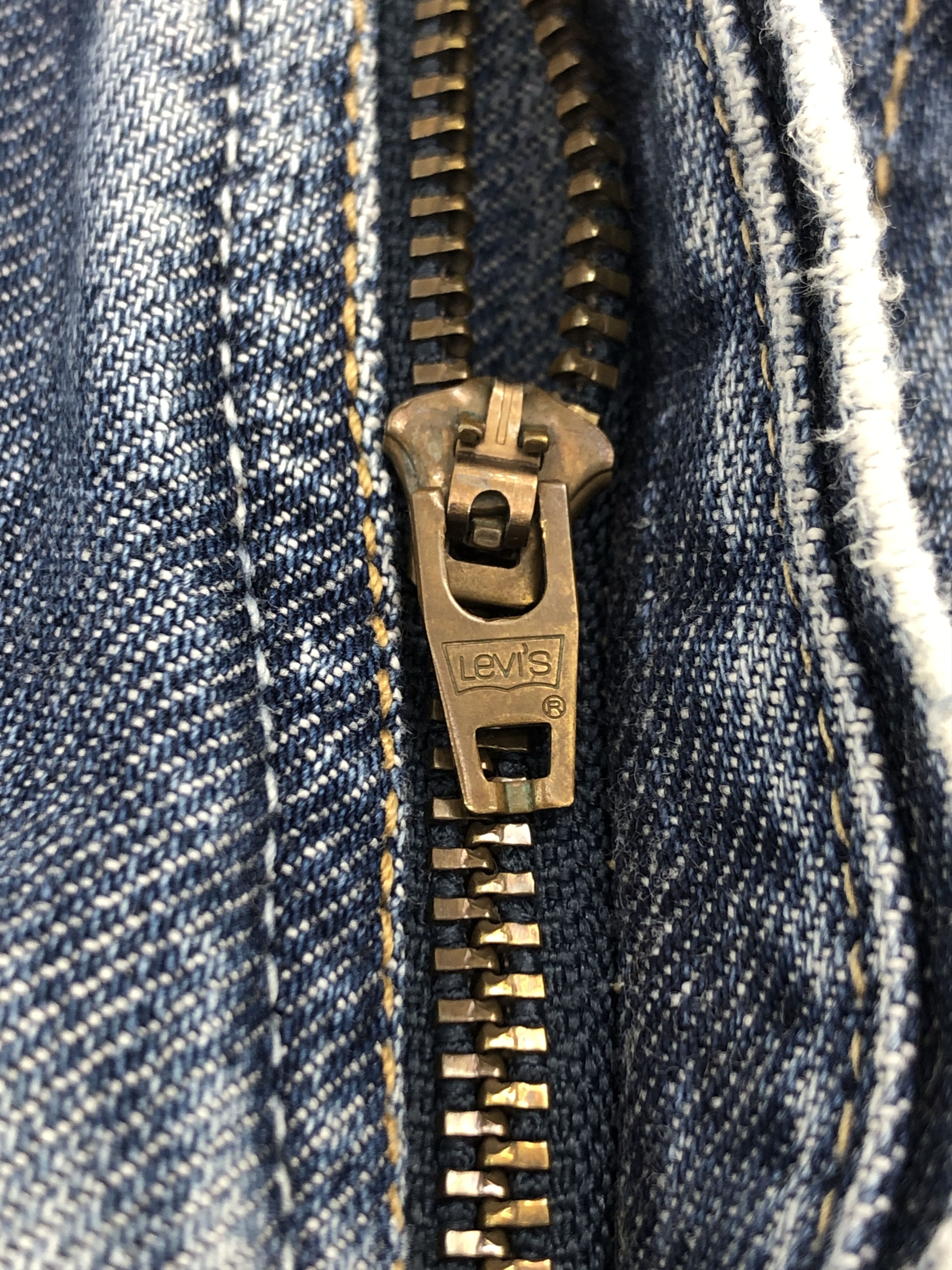Levi's Vintage Levis 505 Faded Blue Jeans DP2296 Size US 27 - 11 Thumbnail