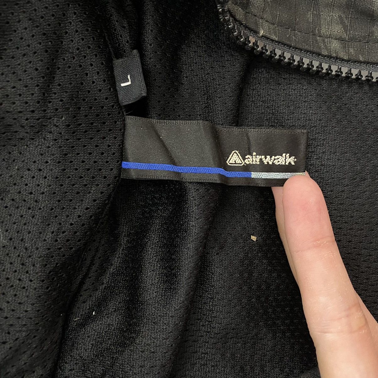 Airwalk × Japanese Brand AIRWALK Skateboard Japanese Brand Camoflague Multi Pockets Size US L / EU 52-54 / 3 - 6 Thumbnail