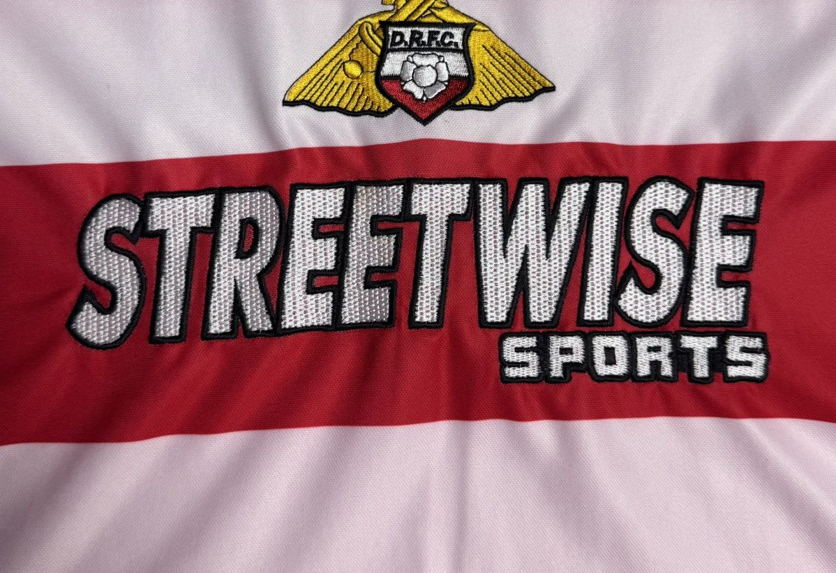 Vintage Doncaster Rovers 2005 2006 Home Shirt Soccer Jersey Carlotti Size US XL / EU 56 / 4 - 7 Thumbnail