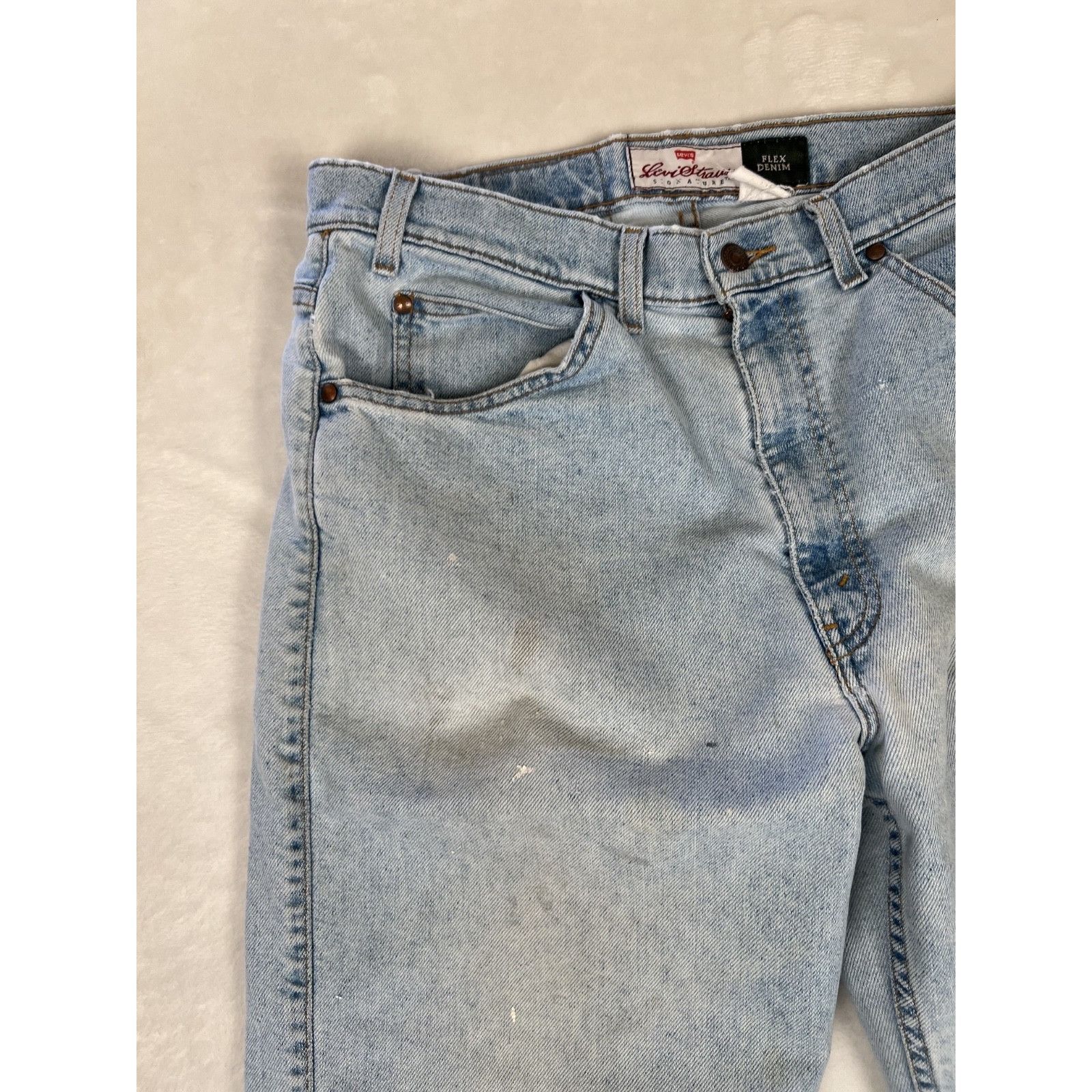 Levi's Vintage Levi's Orange Tab Flex Denim Size 34x32 Light Wash D Size US 34 / EU 50 - 4 Thumbnail